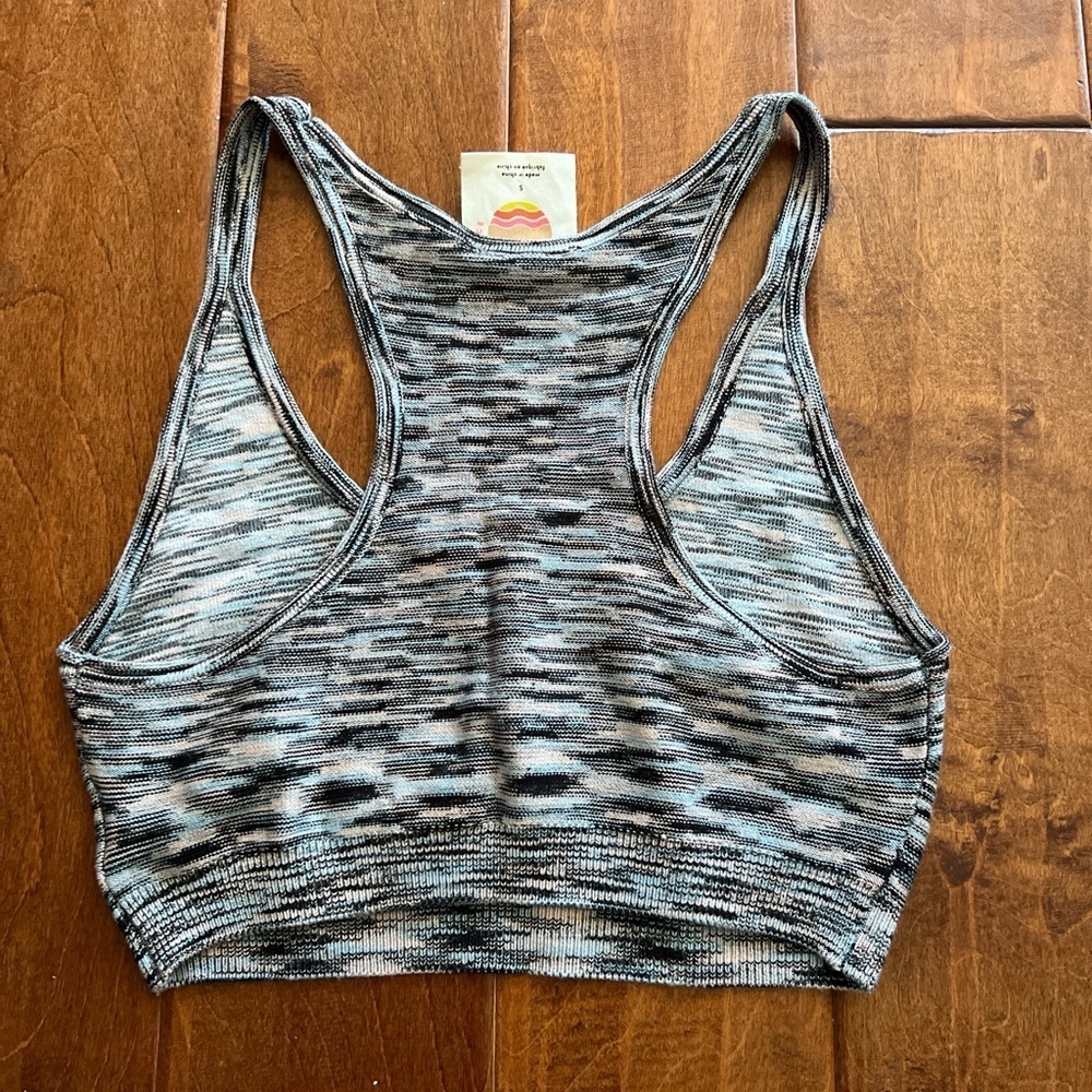 Daily Practice Blue and Pink Racerback scoop neck crop tank - Picture 2 of 3